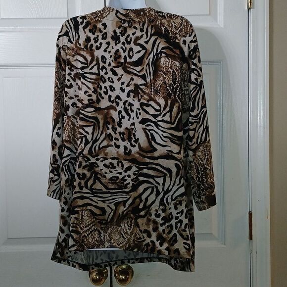 JM Collection animal print tunic business casual blouse  Sz 3X NWOT - Picture 5 of 6